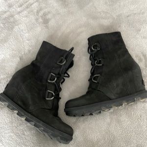 Sorel Joan of Arctic Wedge in size 8 women’s